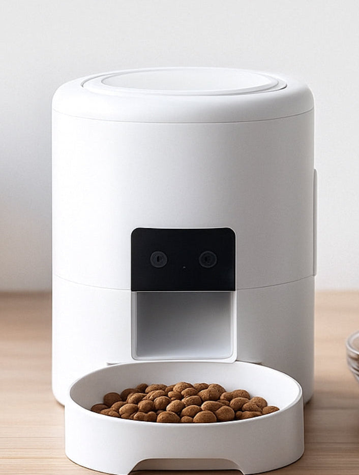 Smart automatisk foderautomat – til hund og kat med WiFi og kamera
